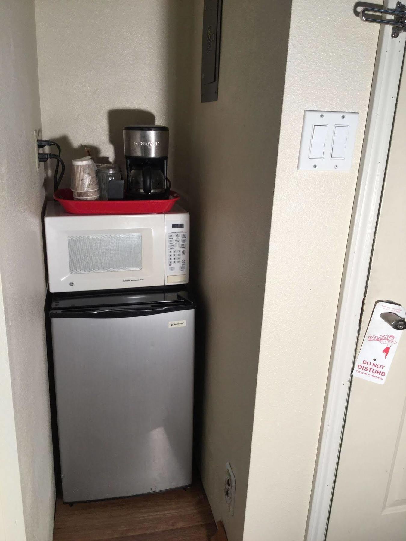 Diamond View Motel スーザンビル エクステリア 写真