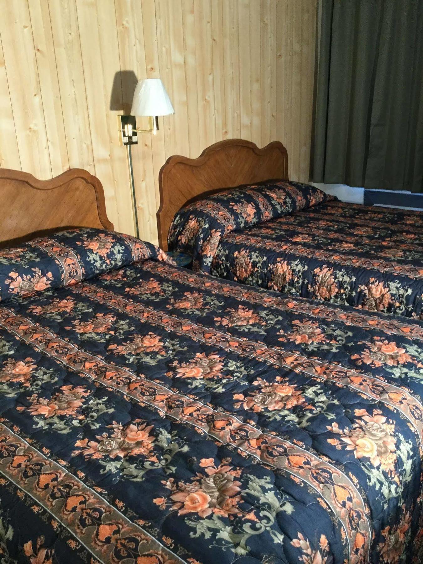Diamond View Motel スーザンビル エクステリア 写真