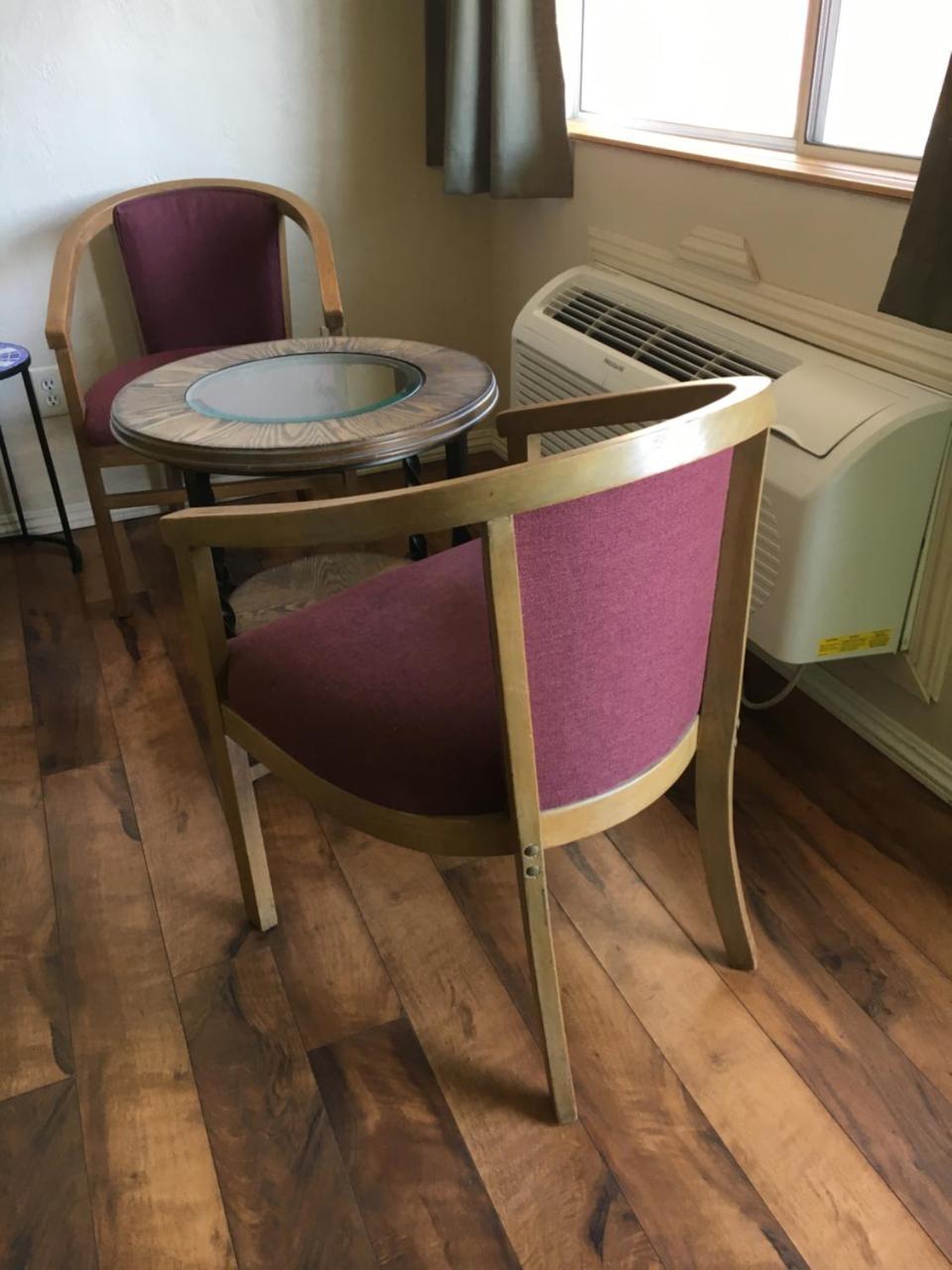 Diamond View Motel スーザンビル エクステリア 写真
